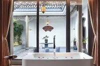 Boyin Yinianjian Hotel (Guilin Two Rivers And Four Lakes Elephant Trunk Hill)