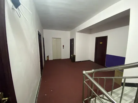 Yueju  Hotel (Henan University of Engineering Store) Отели рядом с достопримечательностью «College of Information & Business， Zhongyuan University of Technology»