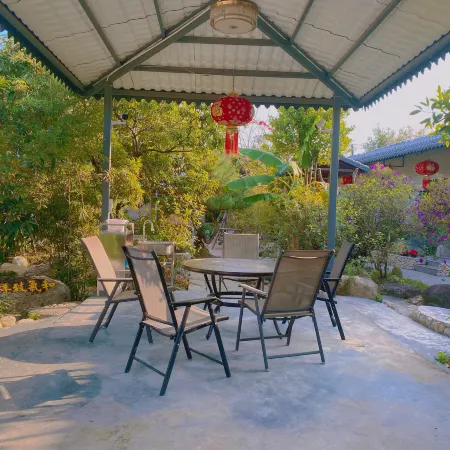 Xiyan Heju Manor