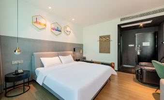 Waito Hotel (Guangzhou Kecun Metro Station Liying Plaza)