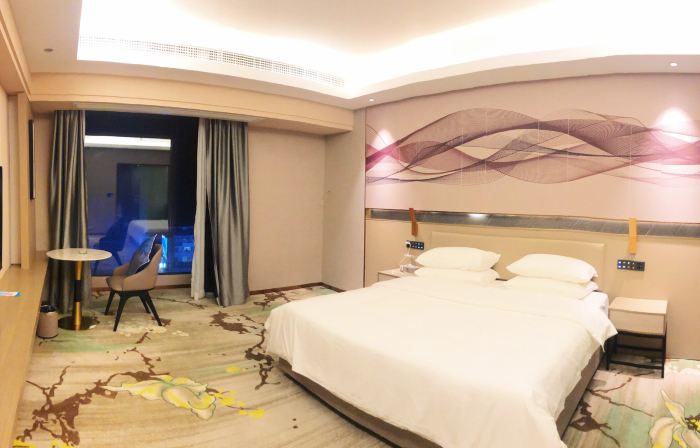 Fenglu Hotel