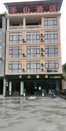 Banshan Hotel along the river