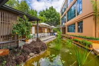 Daba Shangge (Kunming Haitang Dam Yinghai Road Subway Station Shop) Hotels in Dianchi Lake Scenic Area/ Sunac World