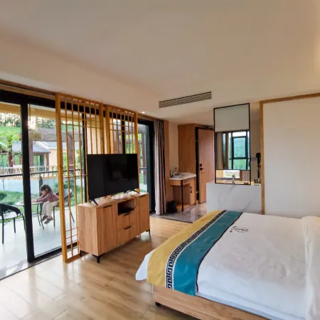 Baokang Xiling Mountain Lodge