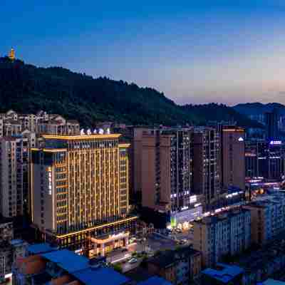 遵義鳳凰大飯店（國貿購物中心店） Hotel Exterior