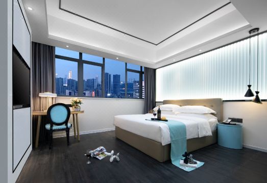 艺选酒店（武汉理工大学马房山地铁站店）外景图