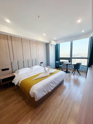 Home Inn Huayi Series-Huayi Collection Hotel(Changchun Jucheng Huayuanda Shopping Plaza Store) Hotels in Changchun