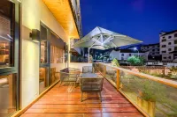 Pillow Songbieyuan Homestay (Jiuhua Mountain Scenic Area Shangshan Transfer Center Branch) Hotels near Shangchan Tang