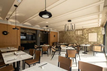 wuzhen wuwaiwu hotel