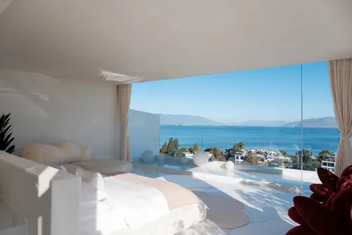 Dali ENINADUAN Seaview Hotel