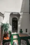 Liuxia Boutique Hotel Hotels in Purple pottery Street