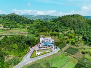 望聽潤川山居民宿