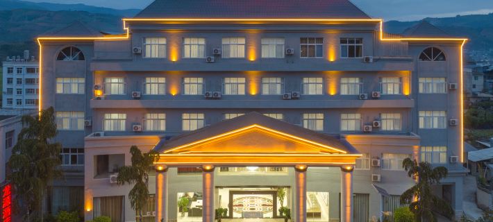 Longyuan Hotel Hotele w: Powiat Longling