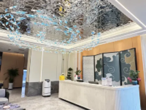 Guomen Zhenxuan Hotel (Yalu River Broken Bridge Railway Station Branch) Hotel a Dandong