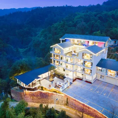 無塵境私湯親子民宿（雅安碧峰峽店） 鄰近碧峯峽野生動物世界的酒店