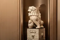 Treasury S Hotel (Chaozhou Guangji Bridge Archway Street)