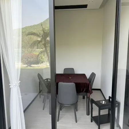 Dongjiang Lake Guishu • HolidayVilla