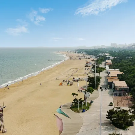 Beach Pinecone Homestay (Third Seawater Bathing Beach)