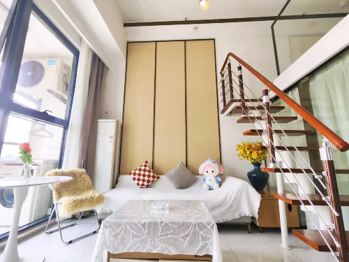 Xiaosnail Wisdom Apartment (Rui'an Zhongrun Plaza Shop)