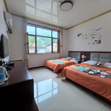 Homestays in the distance of Maiji Mountain
