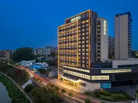 喆啡飯店（江門五邑大學三十三墟街店）