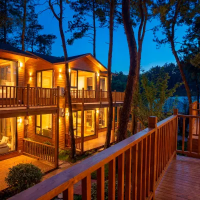 Jingyin Retreat Hotel Hotel dekat Swan Lake Scenic Area