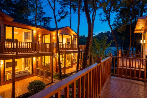 Jingyin Retreat Hotel - balcony