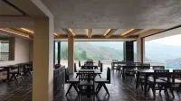 Yizhai (Longji Terraces View Inn)