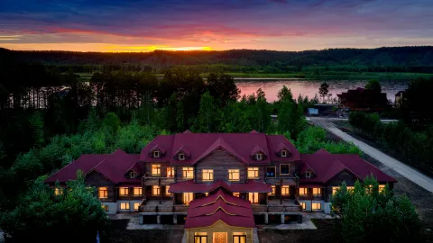 Mohe Arctic Village Songjian Yueju Luxury Wilderness Hotel in Mohe