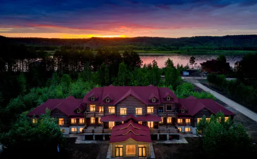 Mohe Arctic Village Songjian Yueju Luxury Wilderness Hotel - 4성급