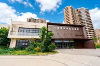 Rongcheng Blue Aiweis Holiday Hotel