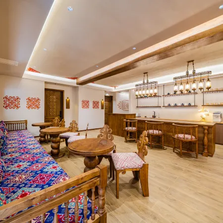 Zhaoye Changfeng Homestay (Yining Liuxing Street Scenic Area Branch)