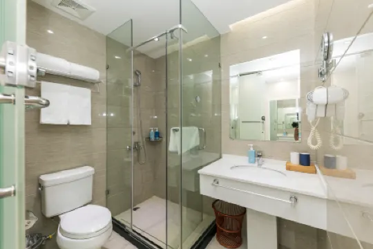 Starway Hotel (Shanghai International Tourism Resort Xiupu Road)