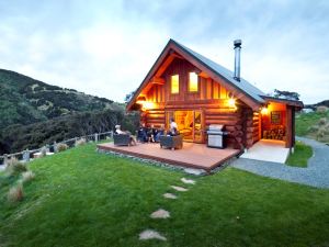 Cascade Creek Retreat