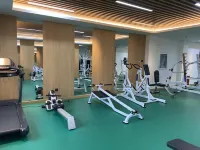HanTing Hotel (Suizhong Railway Station) - parking