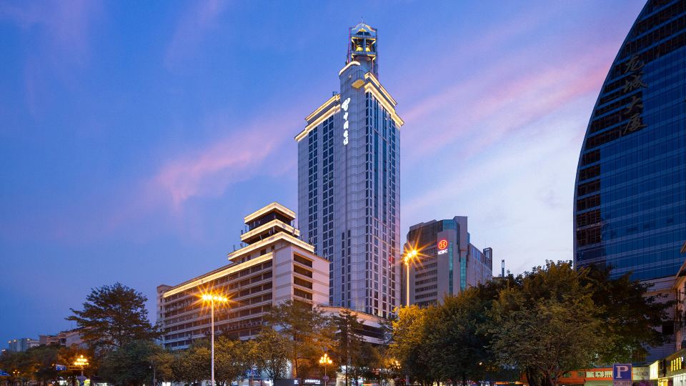 Borrman Jinhuangguan Hotel (Liuzhou Five Star Pedestrian Street)