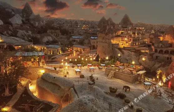 旅行者洞穴酒店