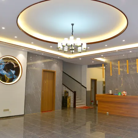 Xinning Hegui Renjia Homestay (Langshan Scenic Area)