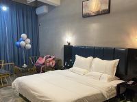 汕尾阿莫纳Loft主題酒店 - 浪漫优享大床房