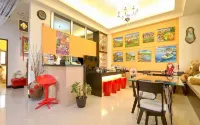 Lucky Bear Guesthouse - บริการรถรับส่ง