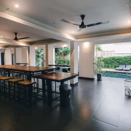 iSilver Hotel Отели рядом с достопримечательностью «Храм Ват Шри Супхан»