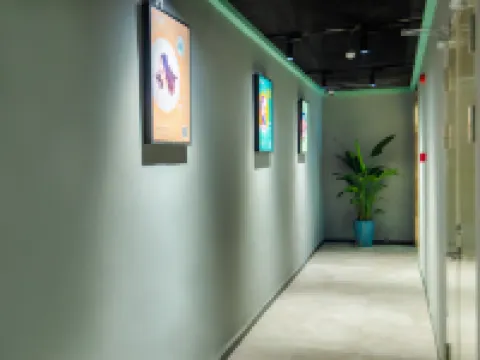 Me Young Me House Miro Hotel (Chenzhou Yuhou Street Shengyuan Times Square) Hotéis em Chenzhou