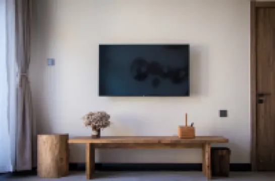 Huahai Mountain Residential Residue (Nationality Customs Garden Shop)