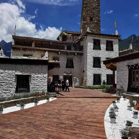 Kangbo Gudiaolou Hotel