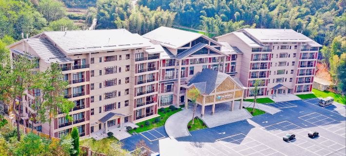 Gushi Bailu Lake Training Center Hotels in Gushi