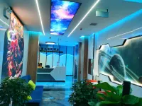 Xinhua Star Light E-sports Hotel