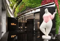 J Hotel Shanghai Tower Hotels in Shanghai