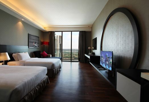 더 쇼어 호텔 & 레시던스