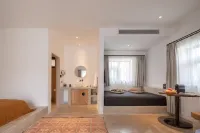 Yellow River Lodge Collection · Zai Xiaowan Homestay - 4 звезды