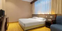 Xiangyang Renjia Hotel - Business Queen Room